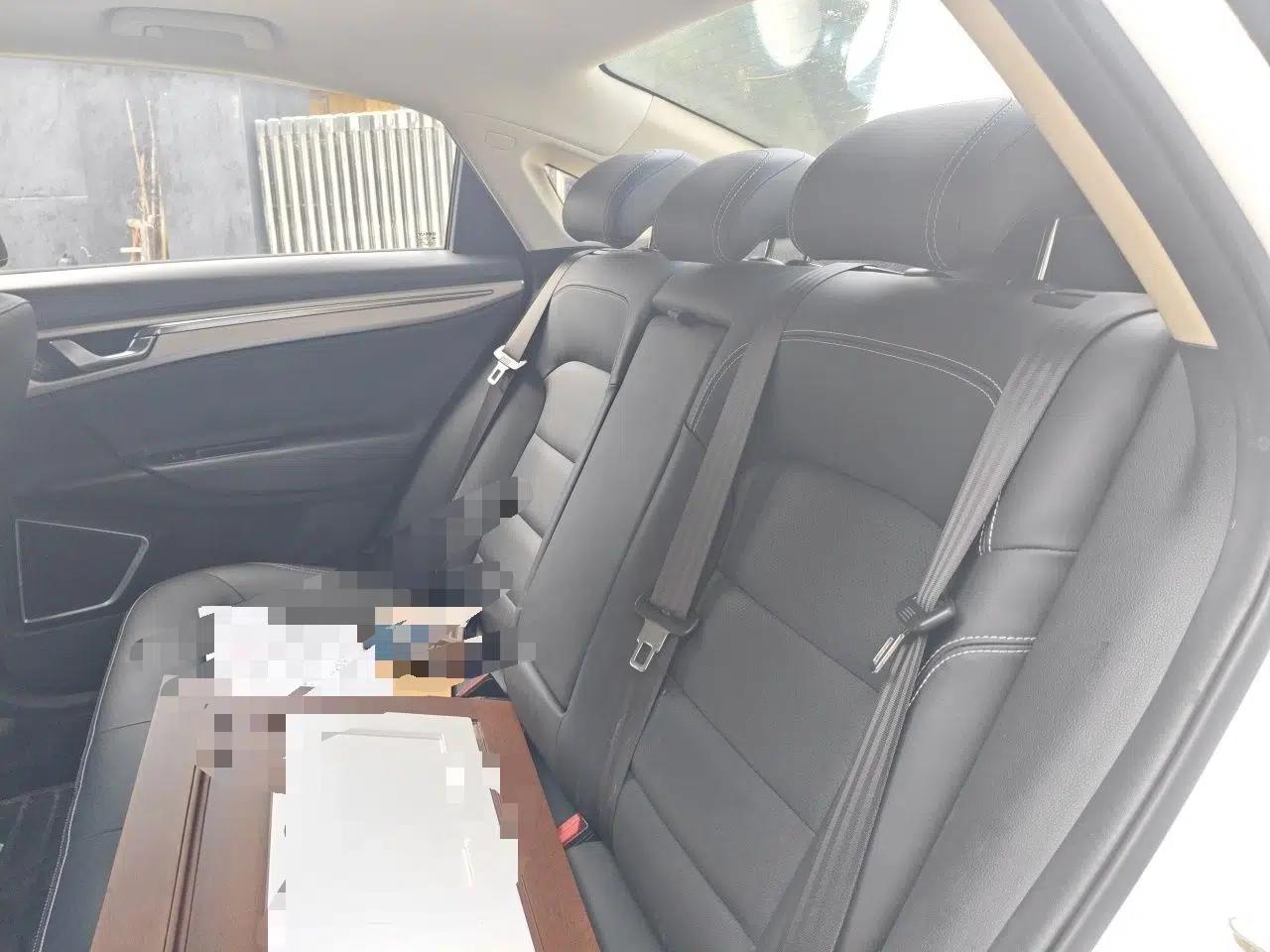 Geely Auto Emgrand GL 2017 1.3T DCT Elite Model — миниатюра 17