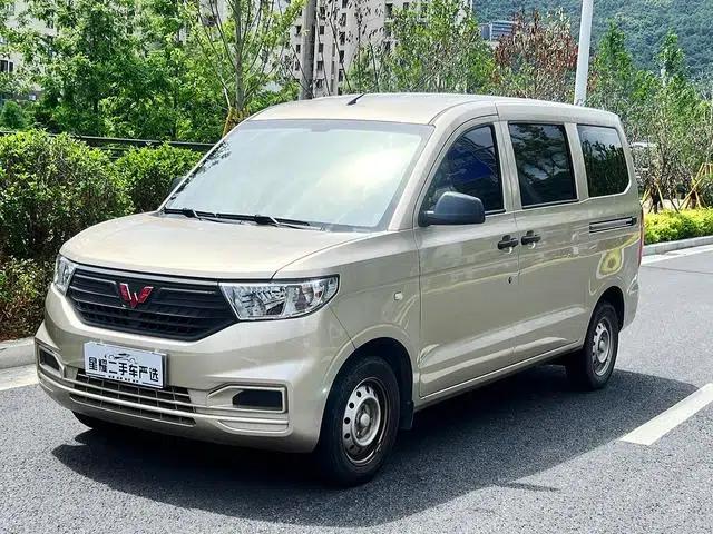 Wuling Hongguang V 2022 1.5L Sporty Edition with Electric Power Assist