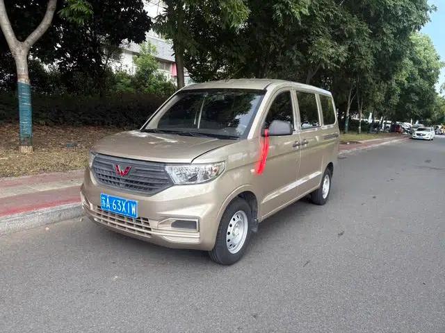 Wuling Hongguang V 2021 Facelift 1.5L Manual Enjoy Edition