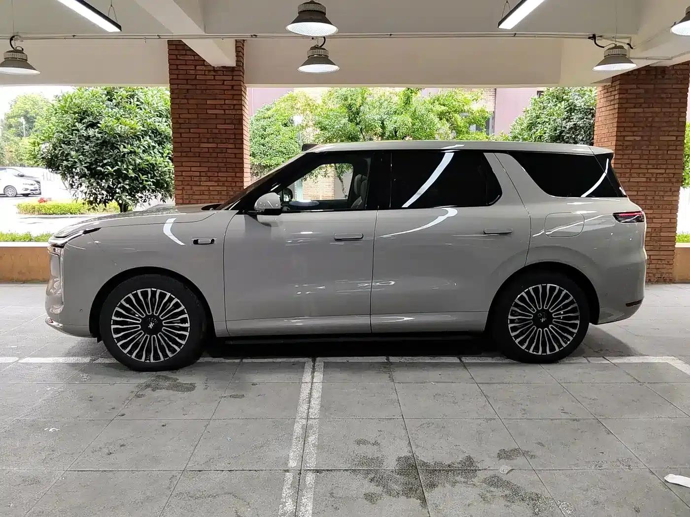 Smart LS8 2026 66 Ultra Technology Flagship Large Five-Seater — миниатюра 2
