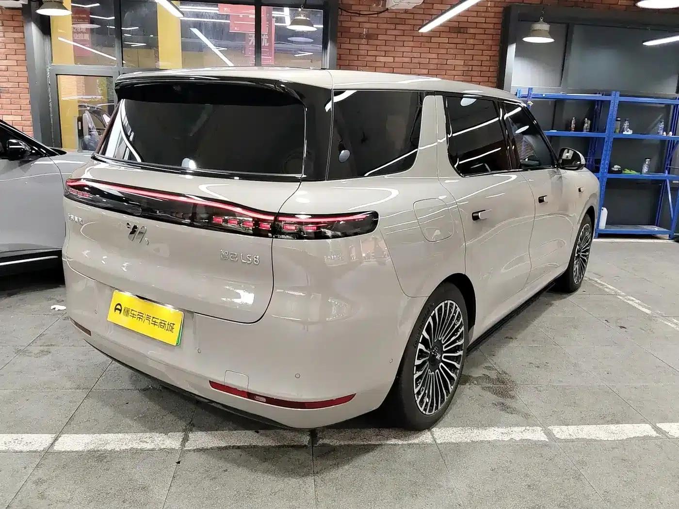 Smart LS8 2026 66 Ultra Technology Flagship Large Five-Seater — миниатюра 3