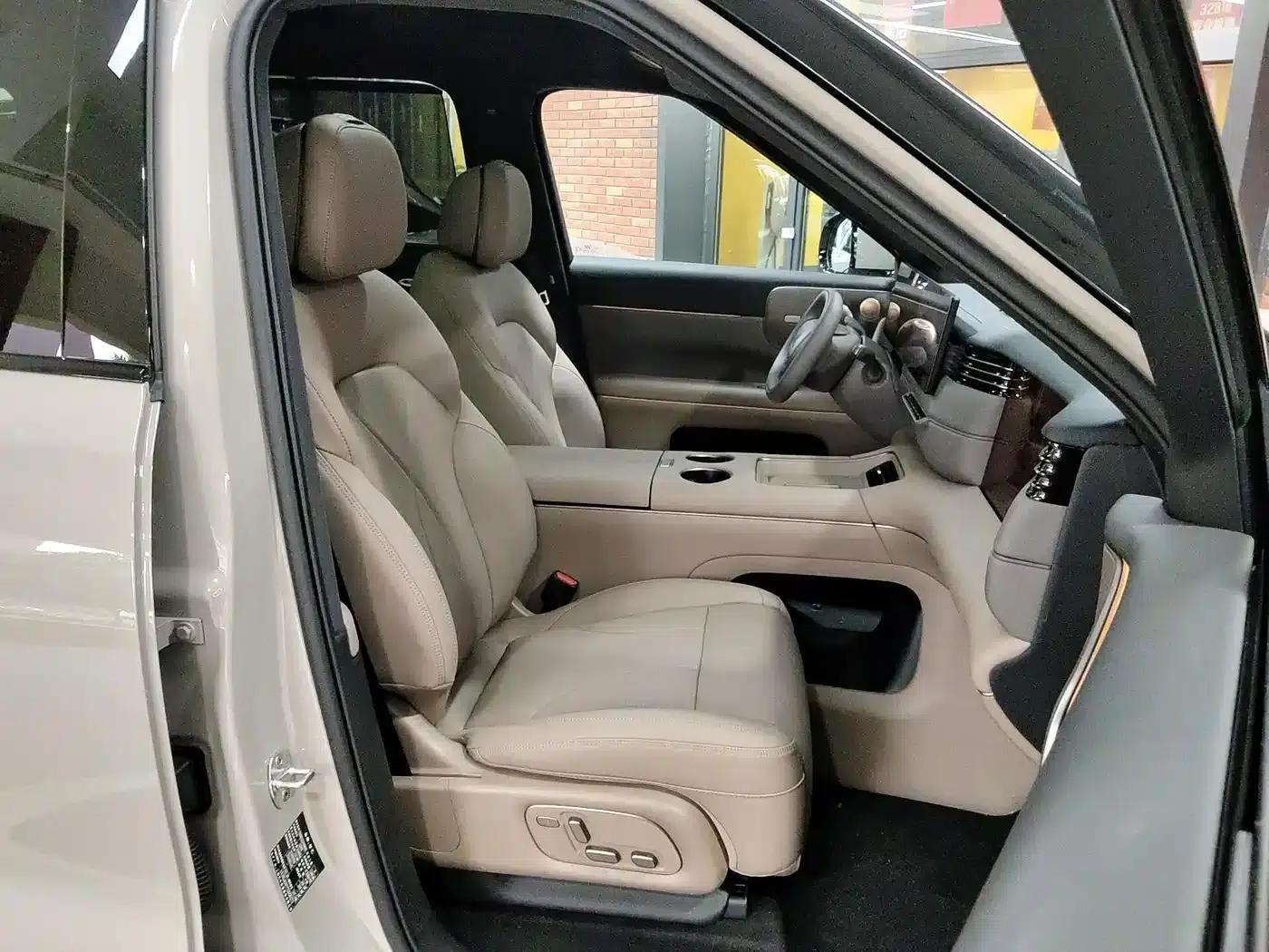 Smart LS8 2026 66 Ultra Technology Flagship Large Five-Seater — миниатюра 9