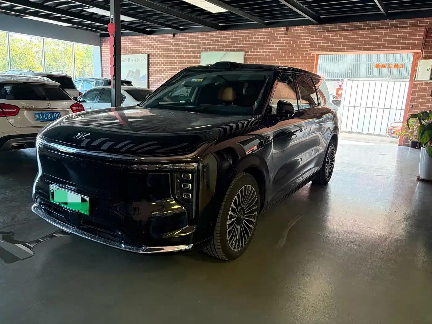 Smart LS8 2026 66 Ultra Luxury Six-Seater — миниатюра 1