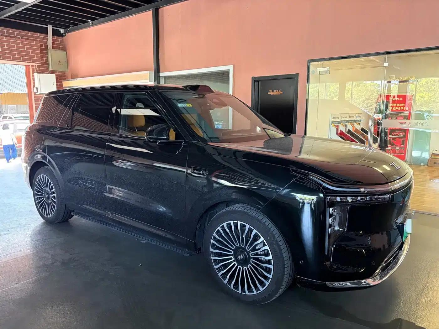 Smart LS8 2026 66 Ultra Luxury Six-Seater — миниатюра 4