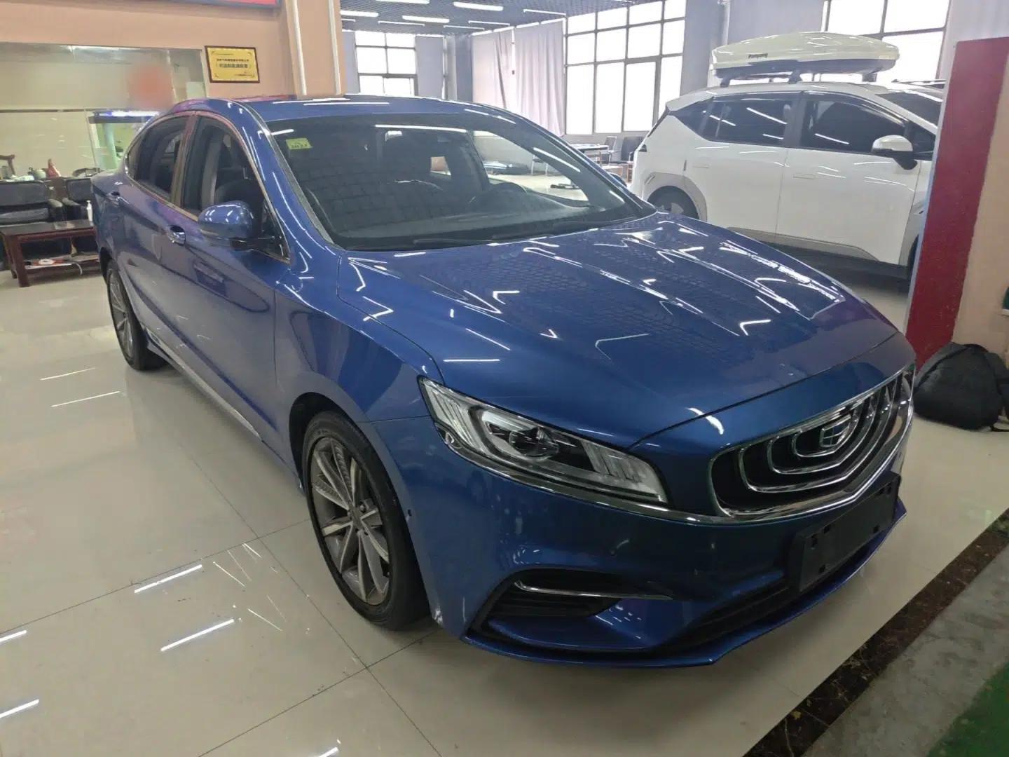 Geely Auto Emgrand GT New Energy 2018 1.5T PHEV Yao Ling Edition — миниатюра 3