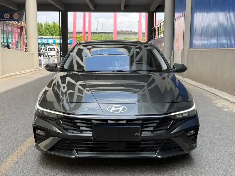 Hyundai Elantra 2023 1.5L CVT GLX Elite Edition — миниатюра 2