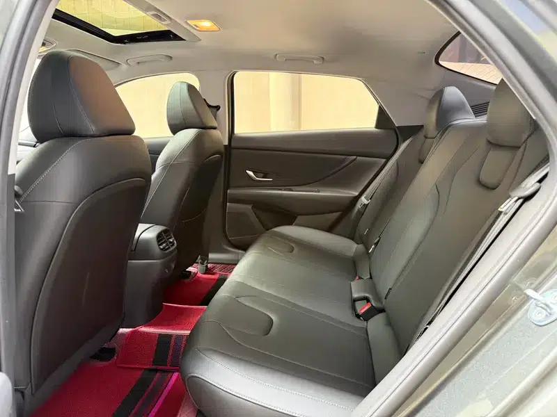 Hyundai Elantra 2023 1.5L CVT GLX Elite Edition — миниатюра 21