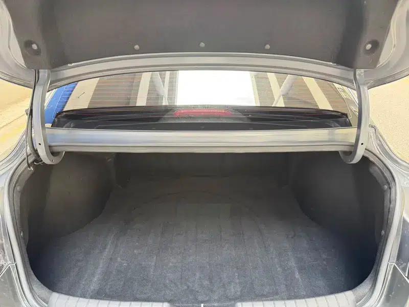 Hyundai Elantra 2023 1.5L CVT GLX Elite Edition — миниатюра 24
