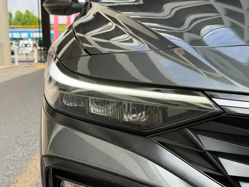 Hyundai Elantra 2023 1.5L CVT GLX Elite Edition — миниатюра 9