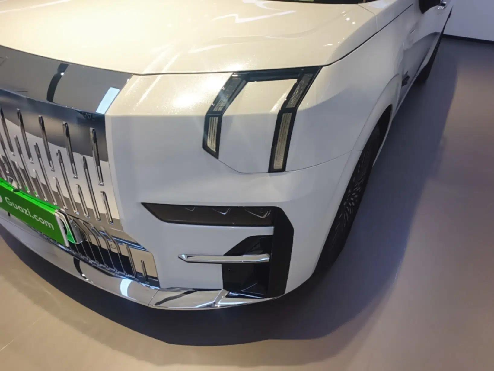 Zeekr 009 2024 7-Seater Aisle Version 108 kWh — миниатюра 6