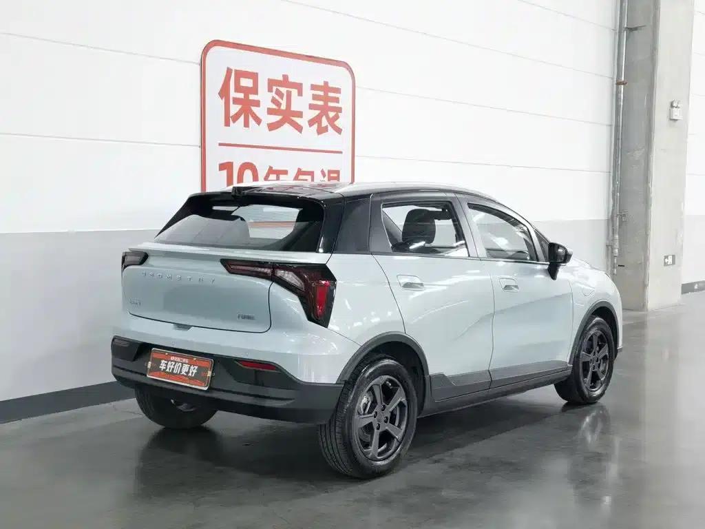 Geely Geometry E Firefly 2022 Model 401KM Linglong Tiger 4-Seater — миниатюра 2