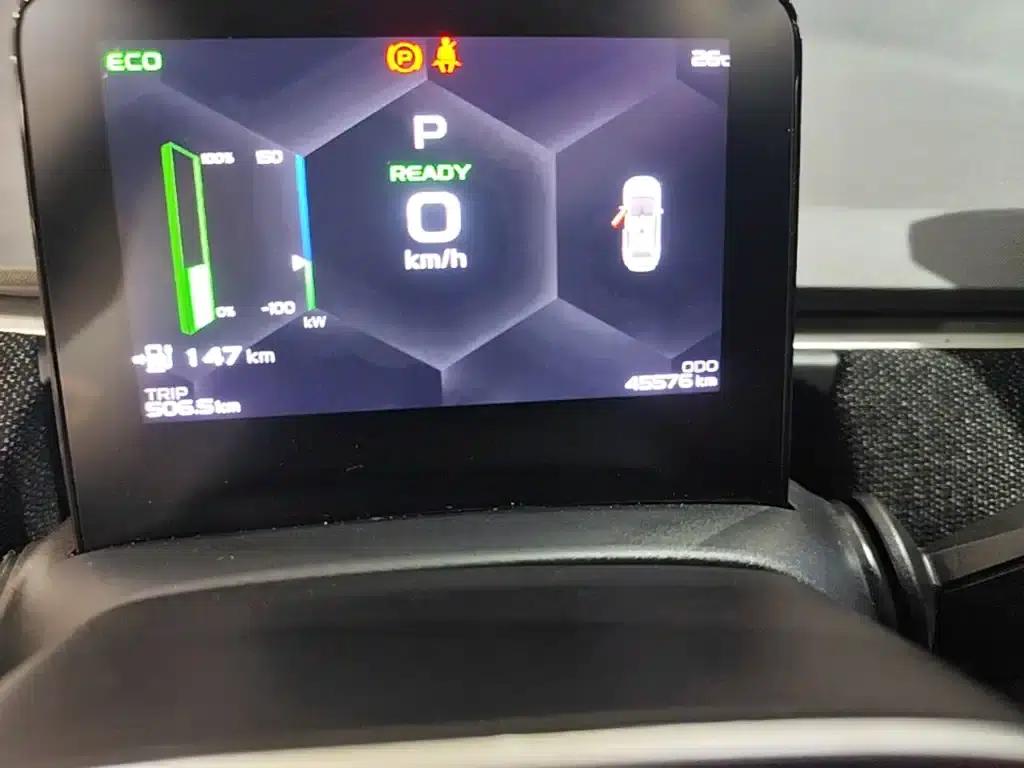 Geely Geometry C 2022 Blueberry C400 — миниатюра 12