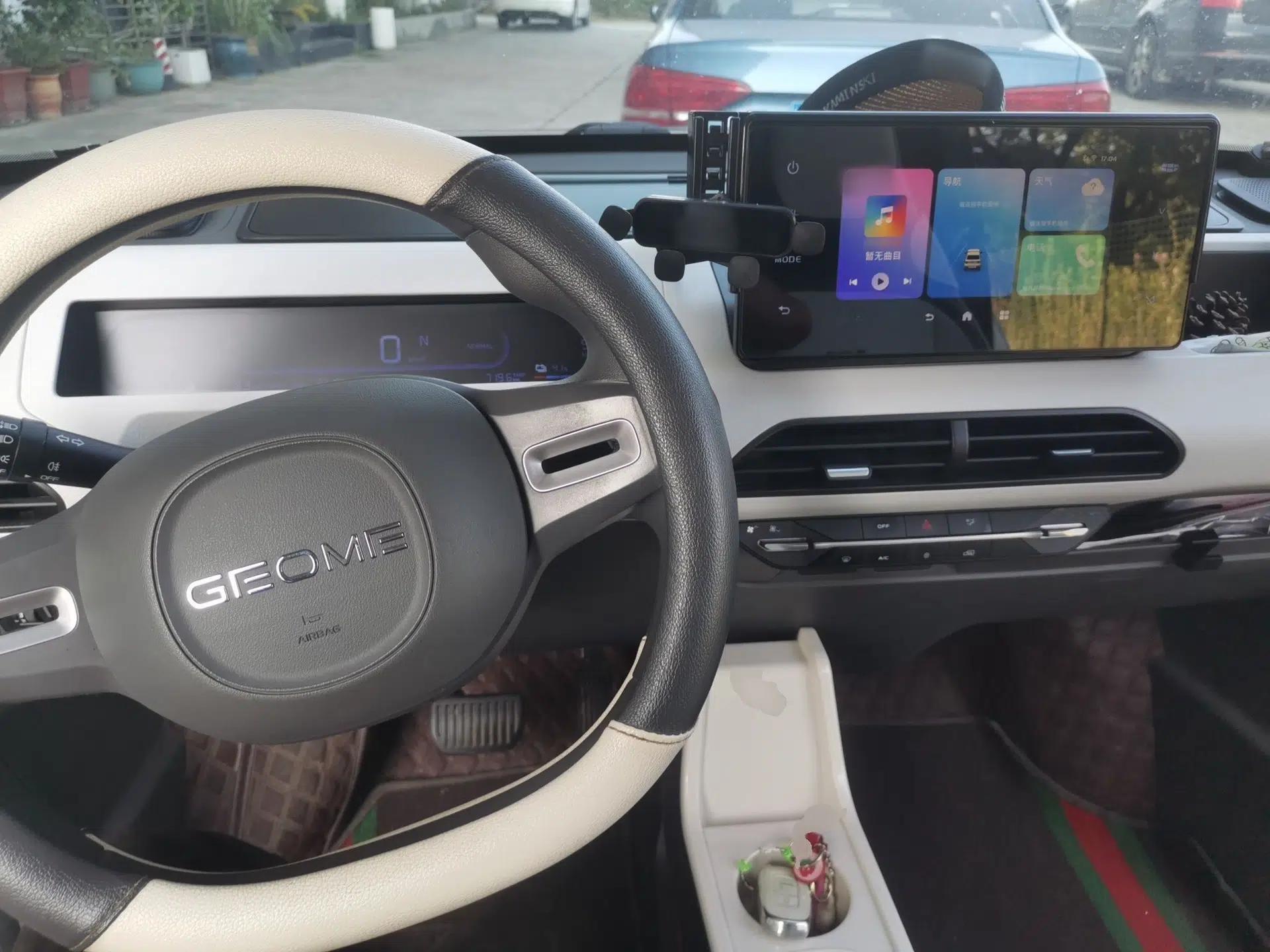 Geely Galaxy Panda 2023 Panda Mini 200km Endurance Bear — миниатюра 6