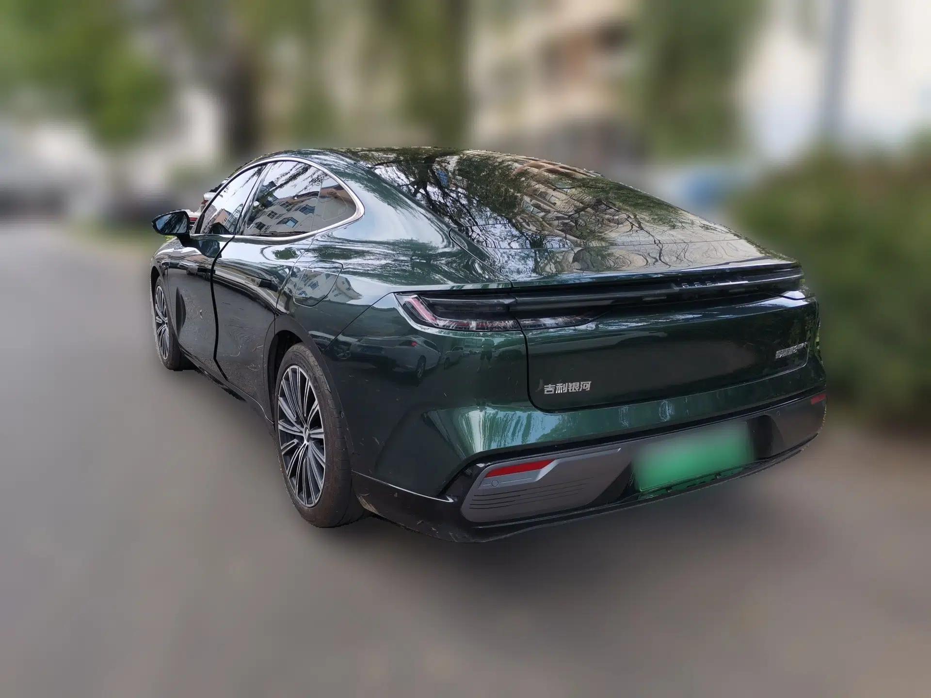 Geely Galaxy 8 2025 130km EM-P Exploration Edition — миниатюра 4