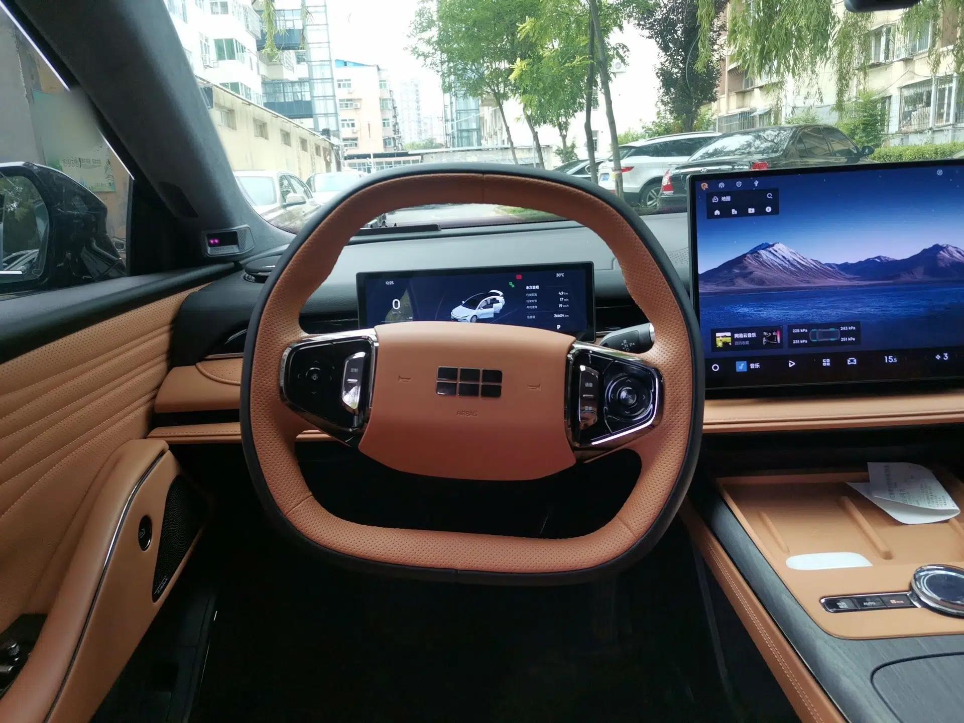 Geely Galaxy 8 2025 130km EM-P Exploration Edition — миниатюра 10