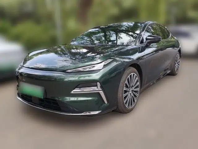 Geely Galaxy 8 2025 130km EM-P Exploration Edition