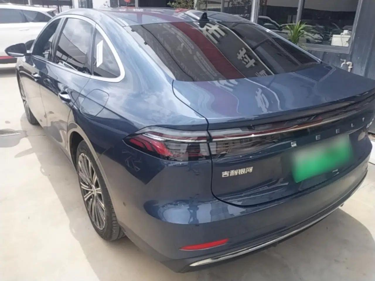 Geely Galaxy A7 2025 Model EM-i 150km Starship Edition — миниатюра 4