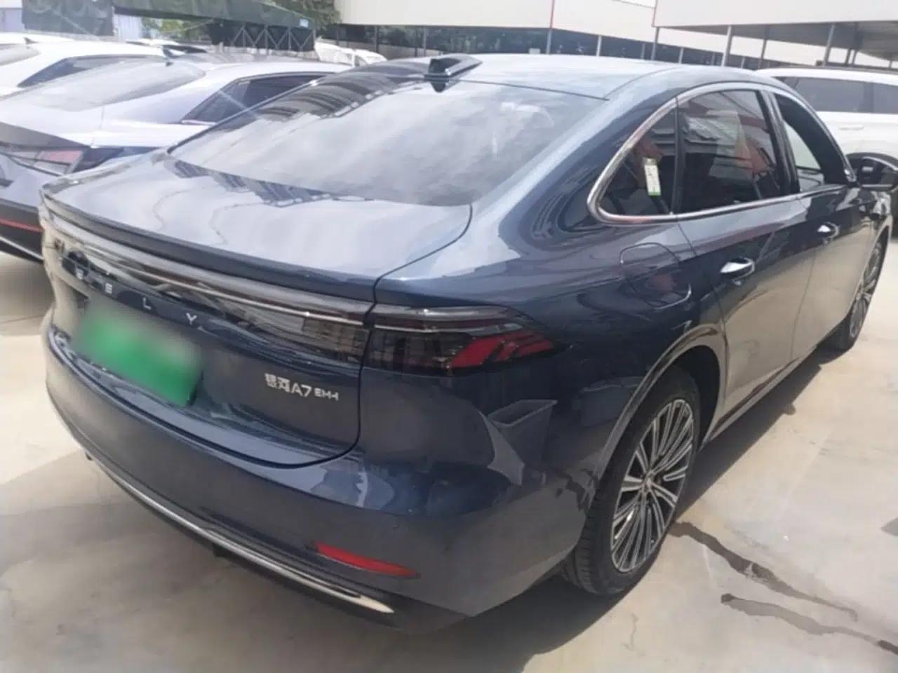 Geely Galaxy A7 2025 Model EM-i 150km Starship Edition — миниатюра 6