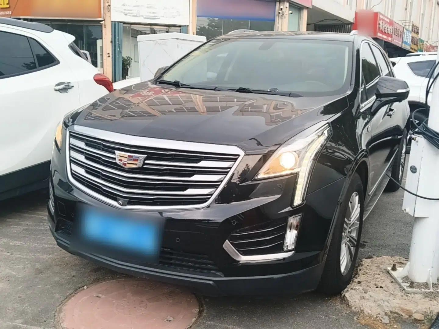 Cadillac XT5 2016 25T Luxury Model — миниатюра 1