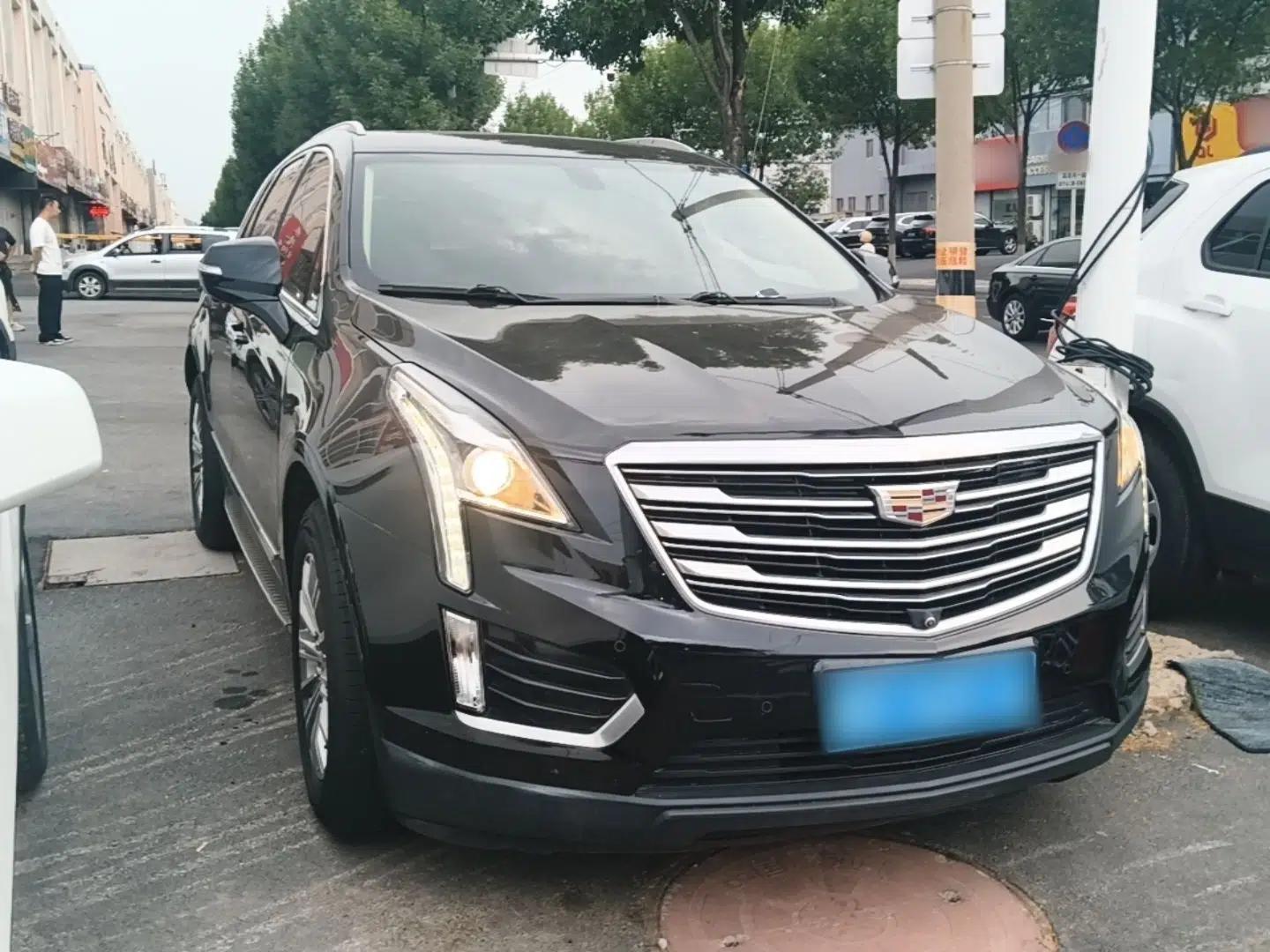 Cadillac XT5 2016 25T Luxury Model — миниатюра 3