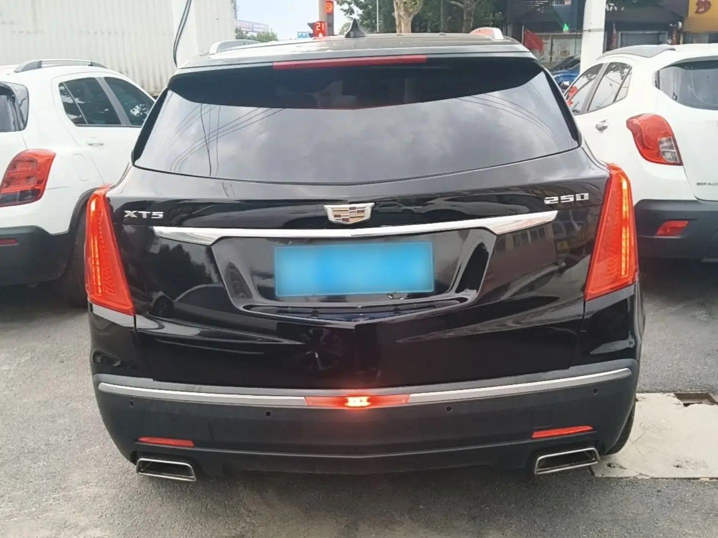 Cadillac XT5 2016 25T Luxury Model — миниатюра 5