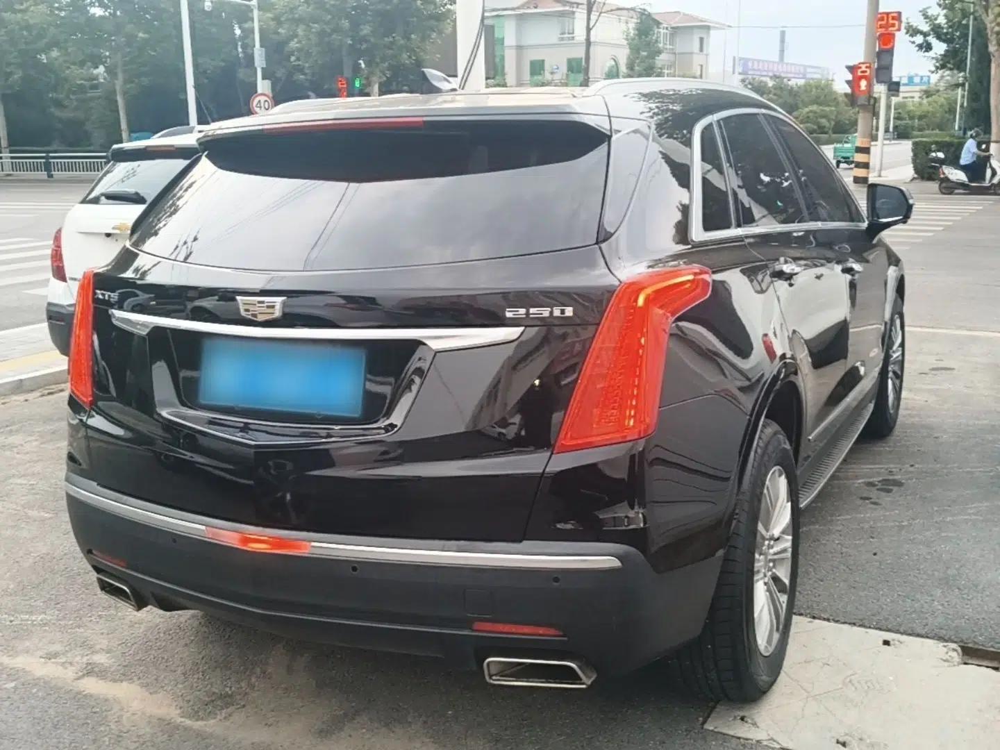Cadillac XT5 2016 25T Luxury Model — миниатюра 6