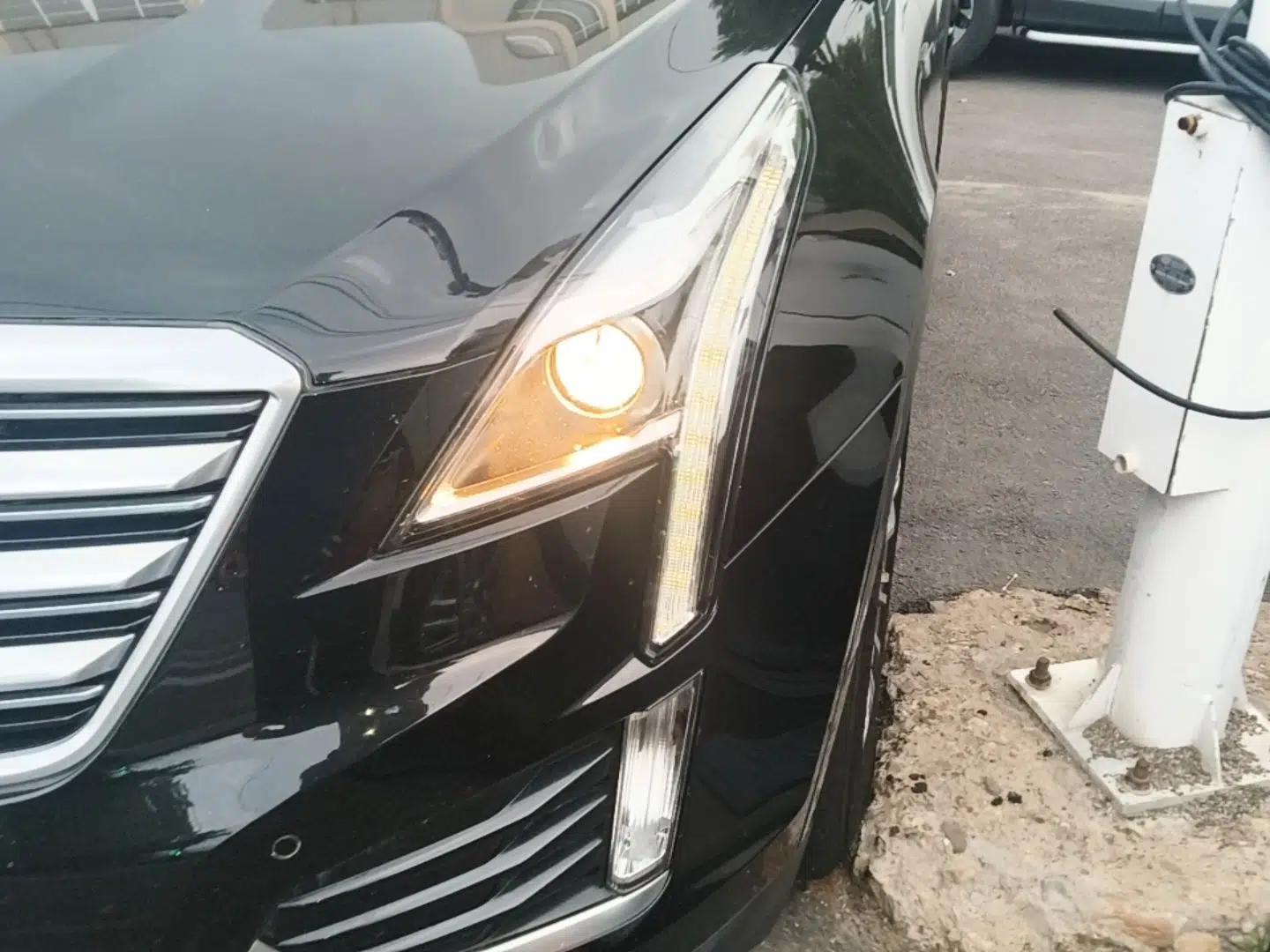 Cadillac XT5 2016 25T Luxury Model — миниатюра 8