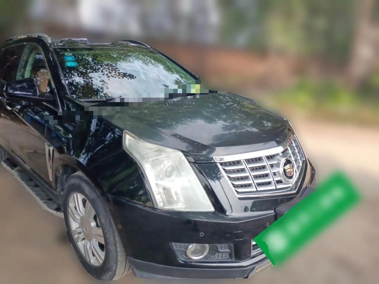 Cadillac SRX 2015 3.0L Elite Model — миниатюра 3
