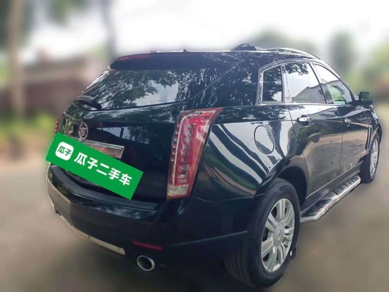 Cadillac SRX 2015 3.0L Elite Model — миниатюра 6