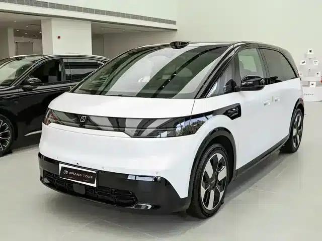 Jike MIX 2025 Intelligent Driving Edition