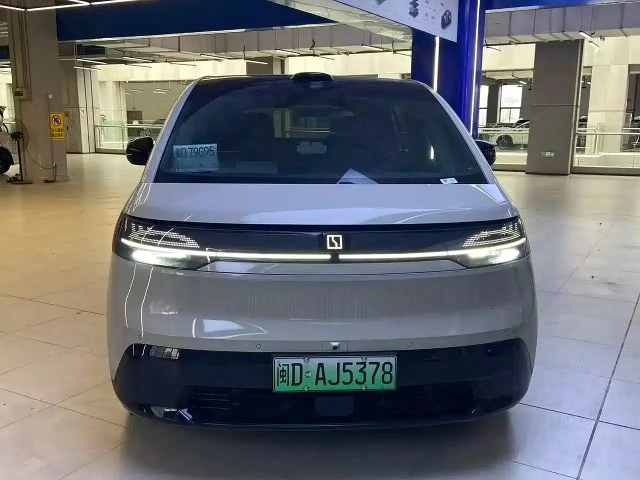 Jike MIX 2025 Intelligent Driving Edition — миниатюра 2