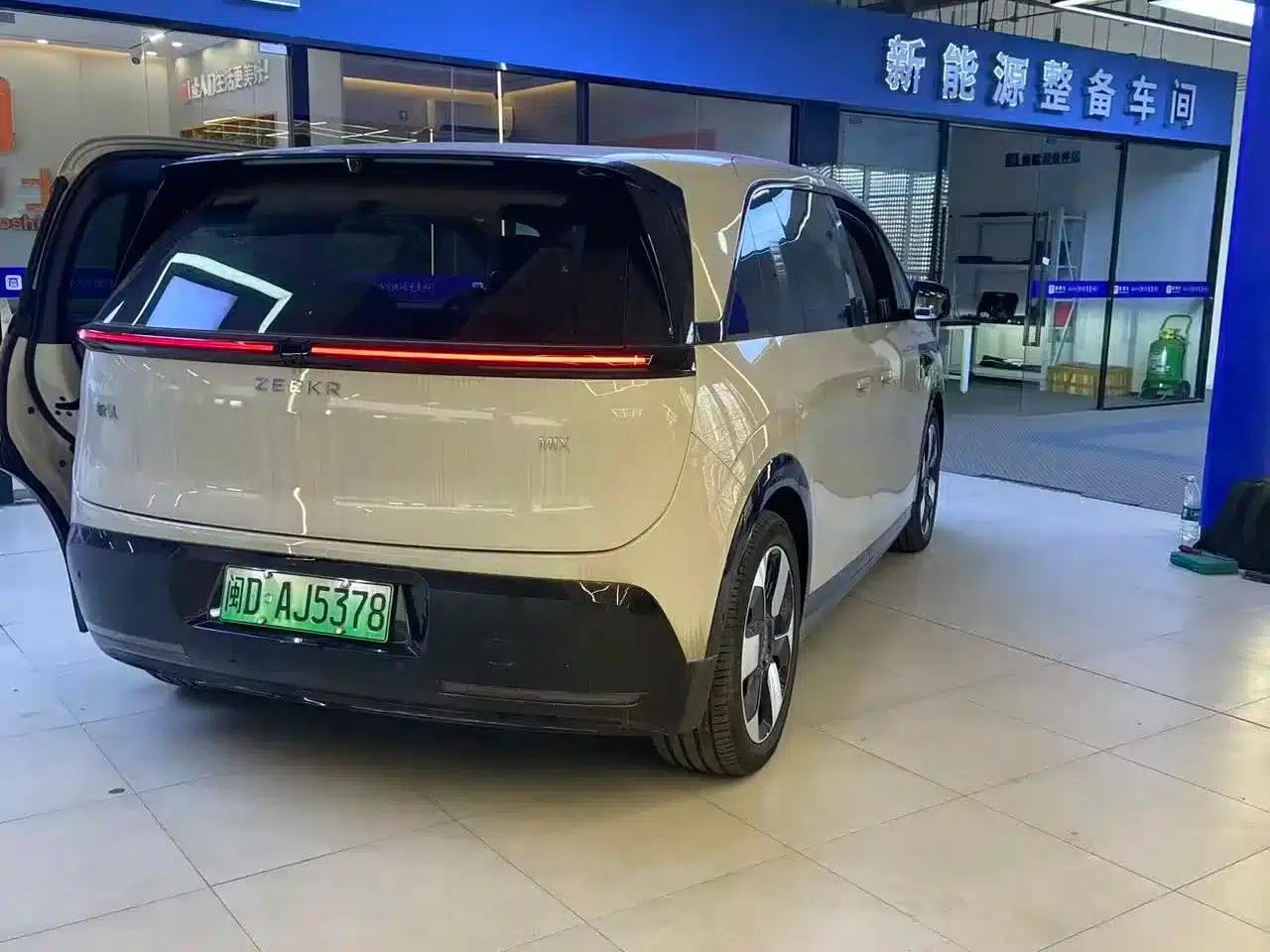 Jike MIX 2025 Intelligent Driving Edition — миниатюра 7
