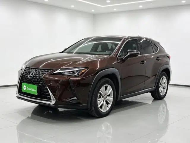 Lexus UX 2020 200 Special Edition