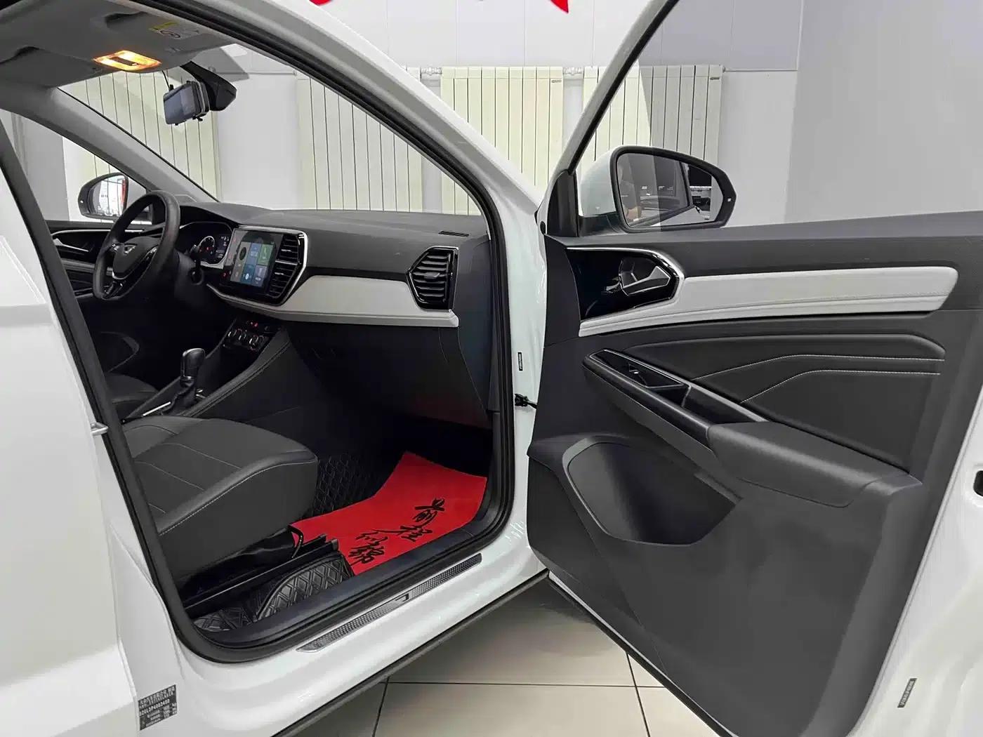 Jetta VS5 2022 280TSI Automatic Enjoyment Edition — миниатюра 22