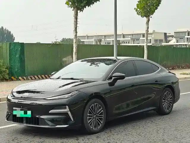 Galaxy Star 8 2025 Model 130km EM-i Premium Edition