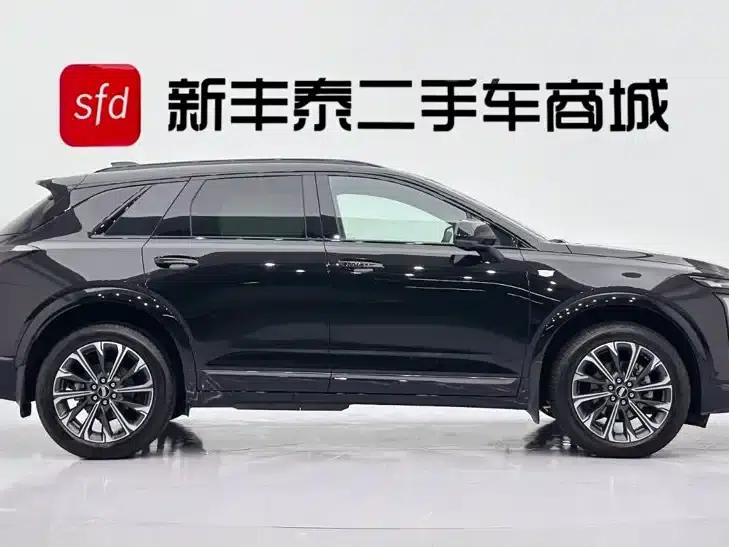 Cadillac XT5 2026 2.0T Luxury — миниатюра 3