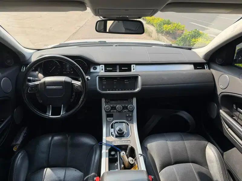 Range Rover Evoque 2017 2.0T SE PLUS Smart Edition — миниатюра 5
