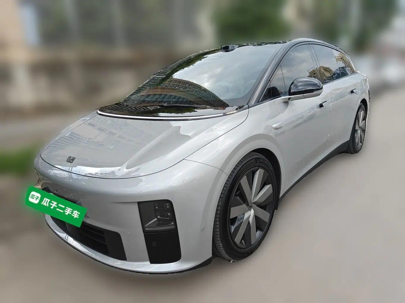 Li Auto i6 2025 Model Four-Wheel-Drive Standard Type — миниатюра 1