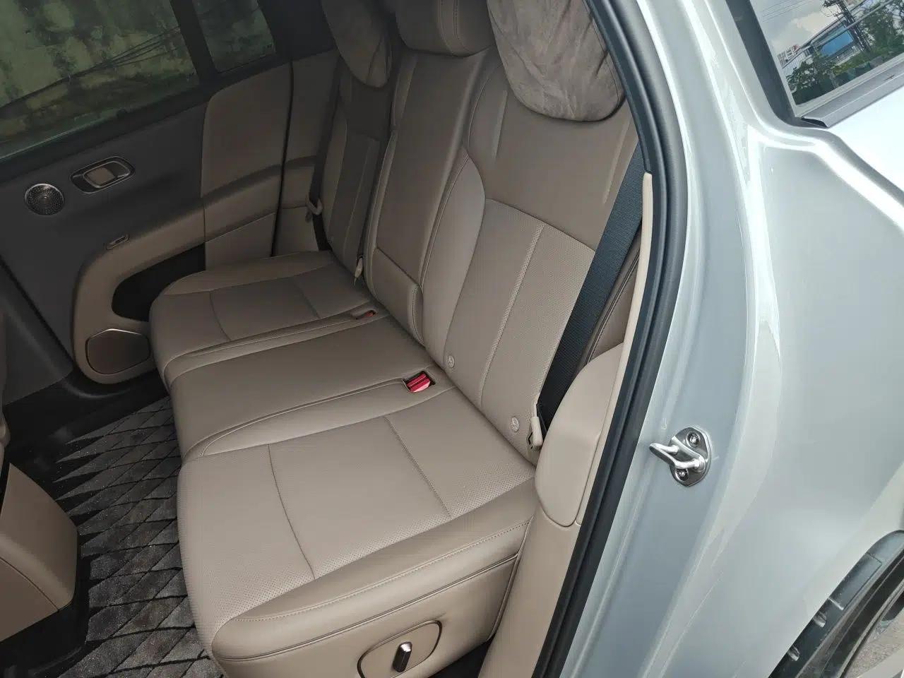 Li Auto i6 2025 Model Four-Wheel-Drive Standard Type — миниатюра 17