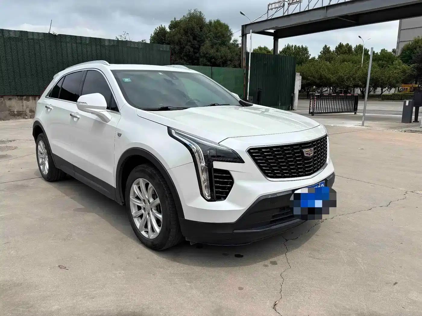 2018 Cadillac XT4 28T Two-Wheel Drive Technical Edition — миниатюра 3