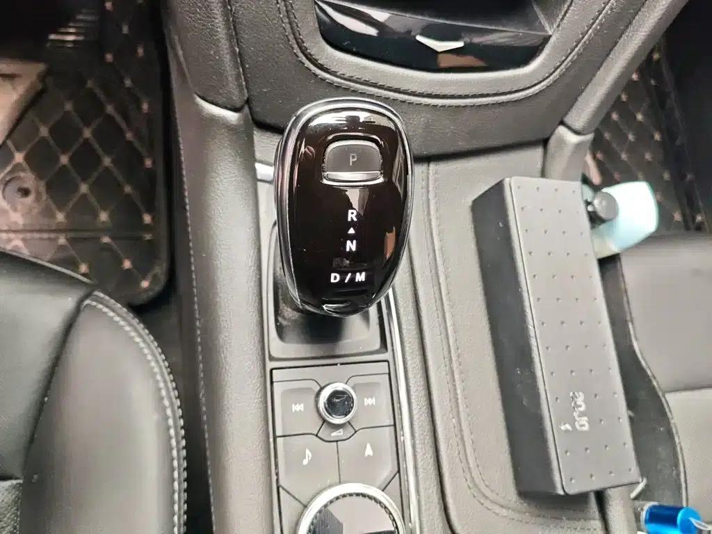2020 Cadillac XT6 28T Six-Seat AWD Luxury — миниатюра 7