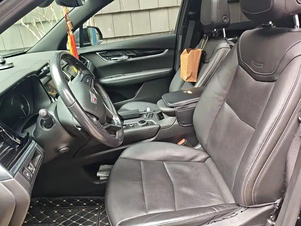 2020 Cadillac XT6 28T Six-Seat AWD Luxury — миниатюра 8