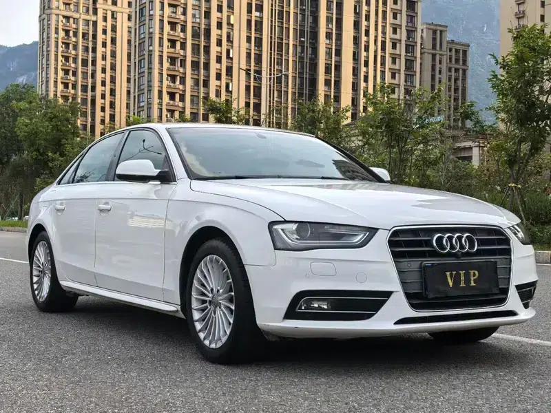 Audi A4L 2015 35 TFSI Automatic Comfort — миниатюра 3