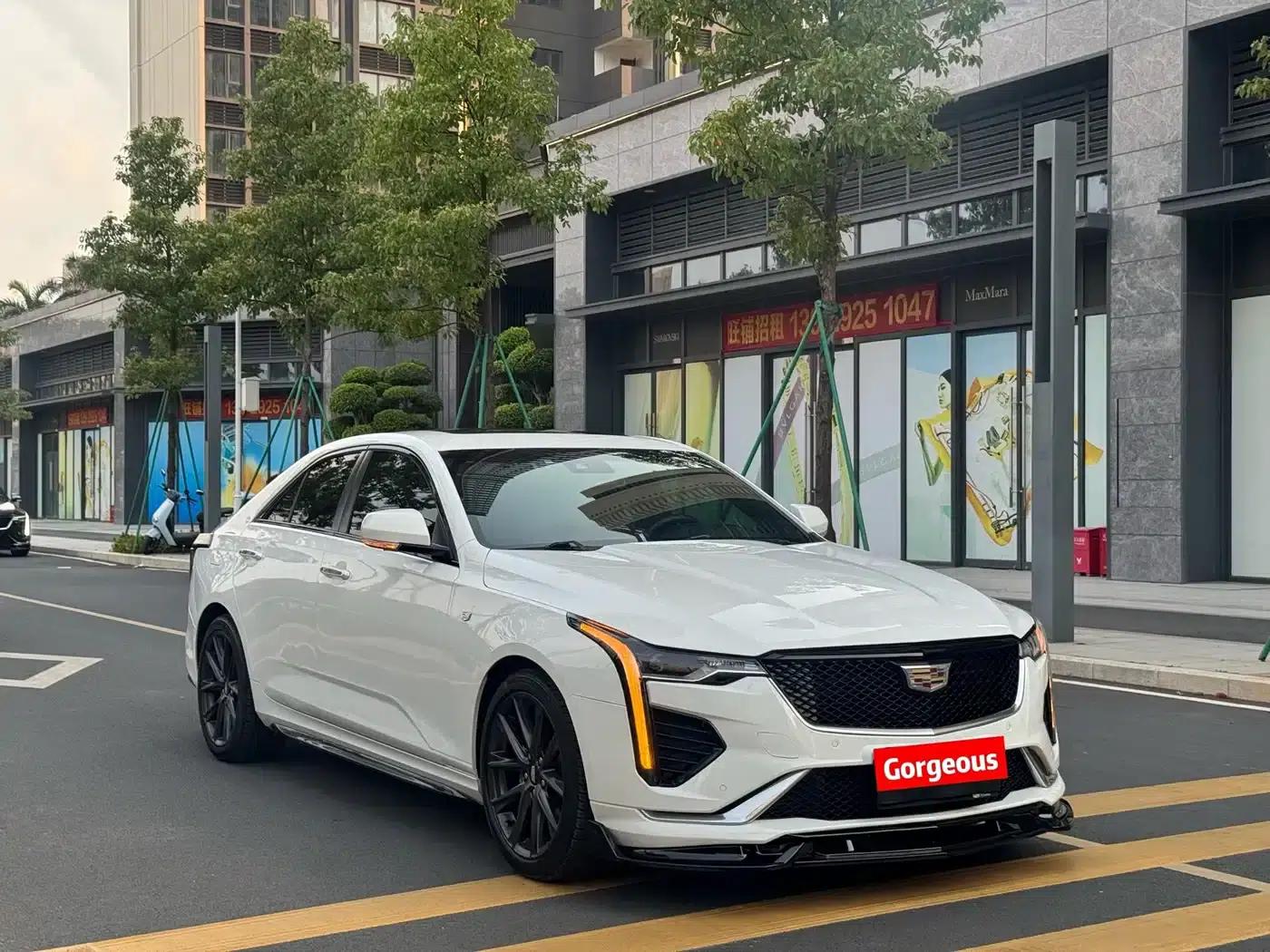 2021 Cadillac CT4 28T Premium — миниатюра 3