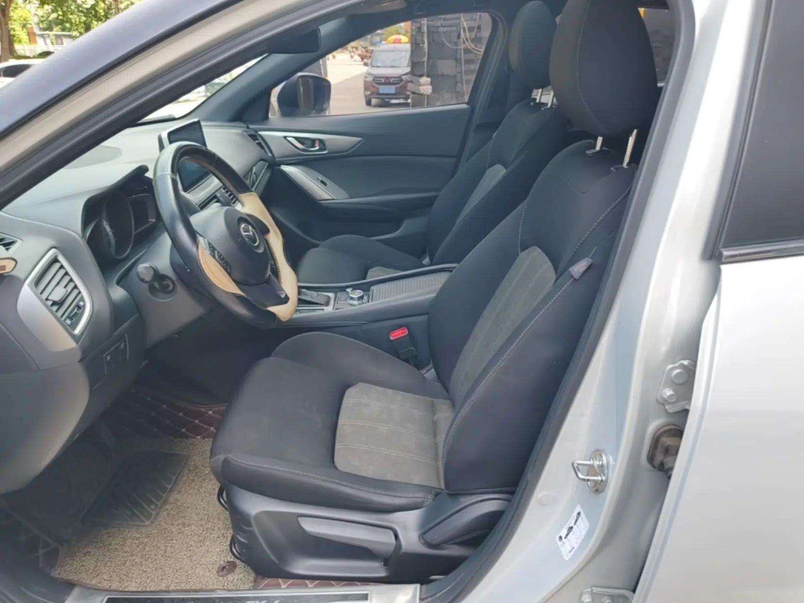 Mazda CX-4 2016 2.0L Automatic 2WD Blue Sky Dynamic Edition — миниатюра 17
