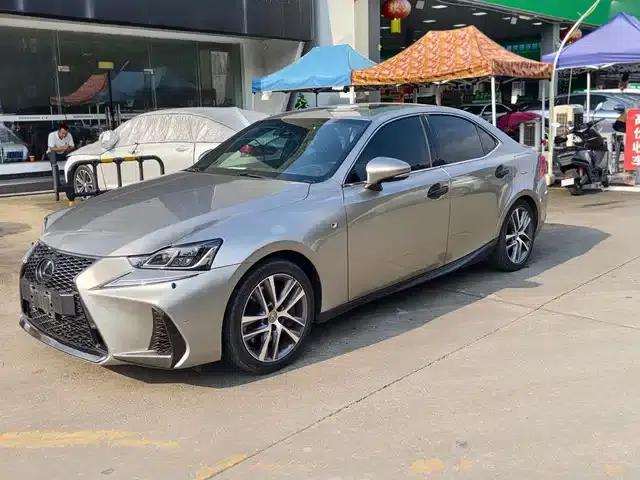 Lexus IS 2017 300 F SPORT Edition