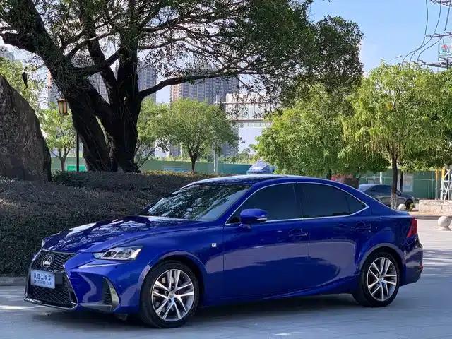 Lexus IS 2017 300 F SPORT Edition