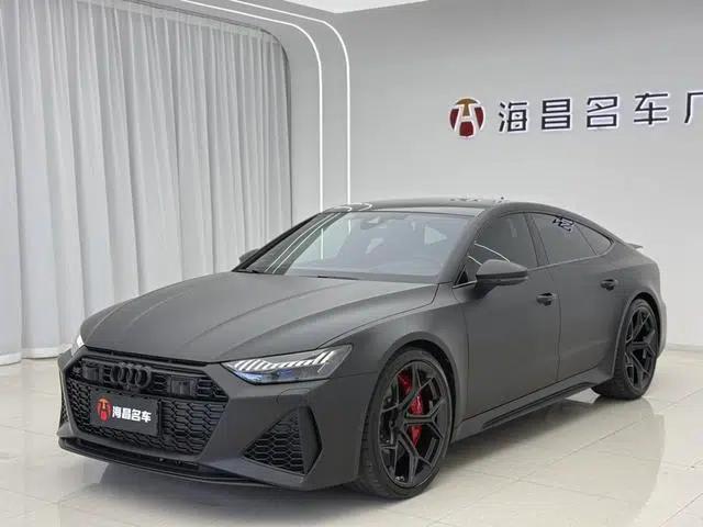2025 Audi RS 7 RS 7 4.0T Sportback Performance