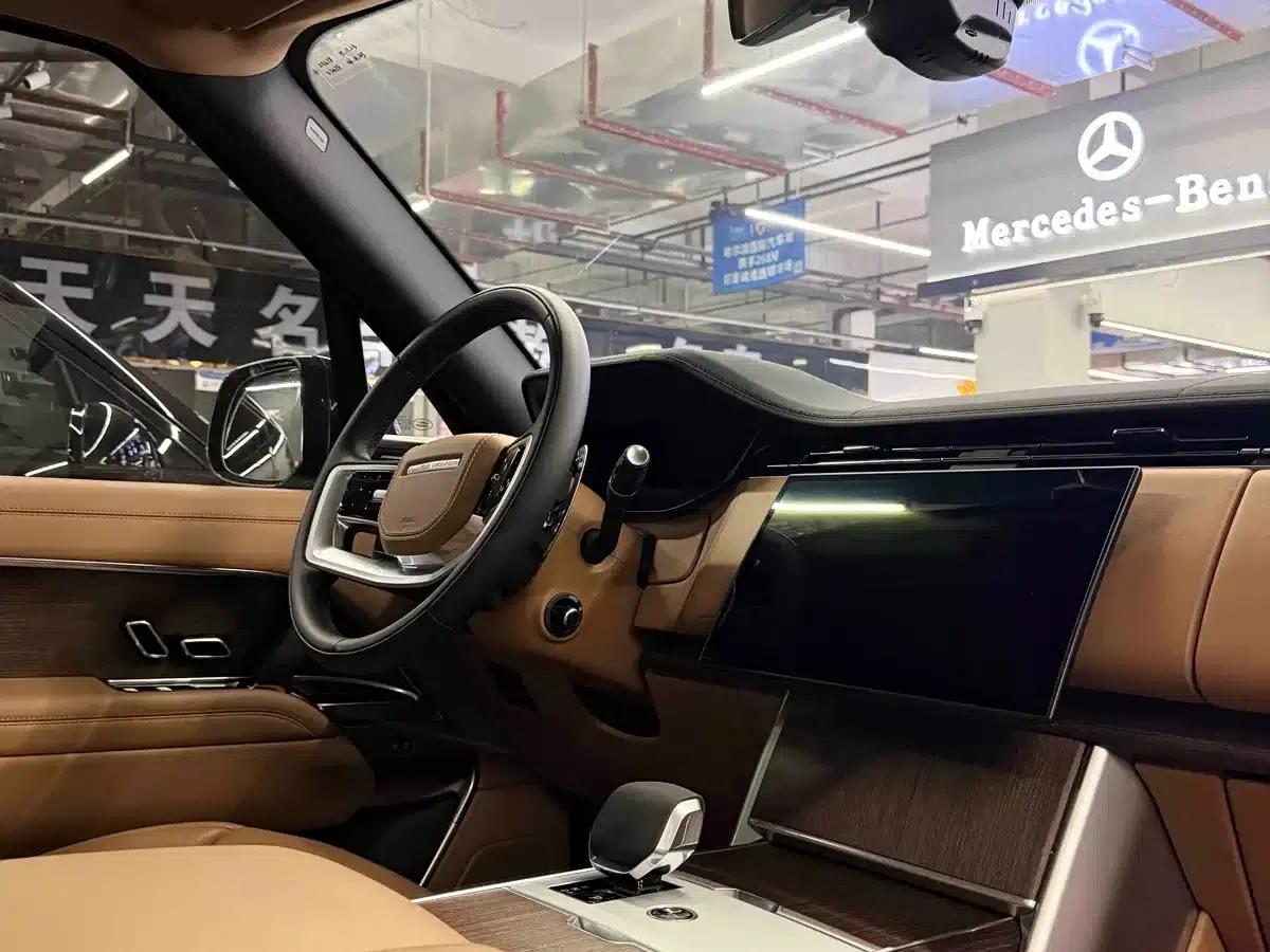 Range Rover 2024 3.0 L6 360PS Grand Edition — миниатюра 2