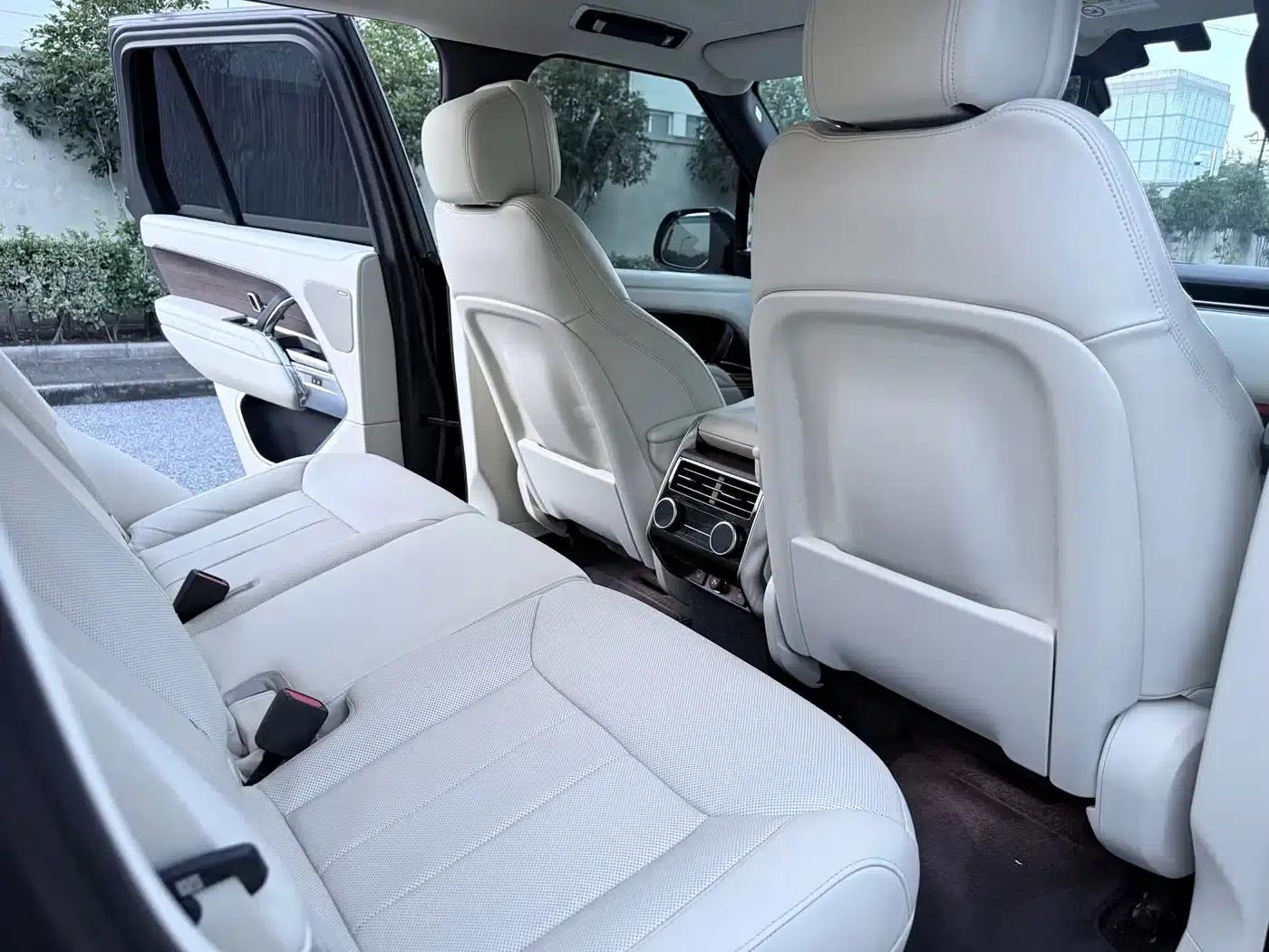 Range Rover 2023 3.0 L6 360PS Grand Edition — миниатюра 8